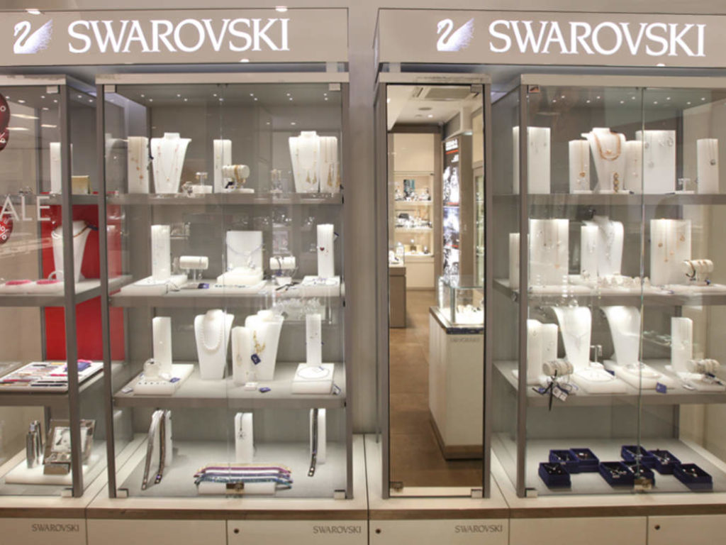 Domar-Gioielli-Tiburtina-è-vendita-del-marchio-swarovski-a-Roma