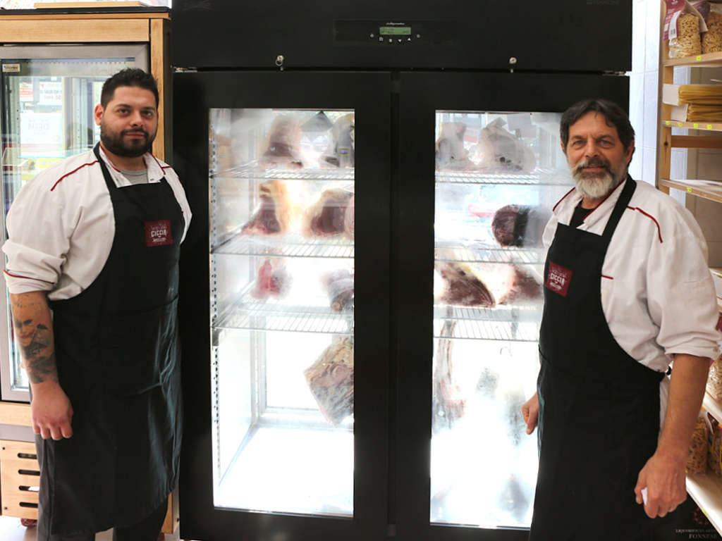 Macelleria Ciccia a Roma con il frollatore refrigerato per la carne