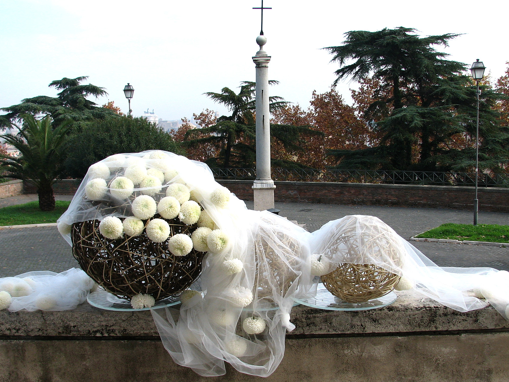 L'Arte-dei-Fiori-di-Antonio-Nocchi-Fiorista-a-Roma-composizione-floreale